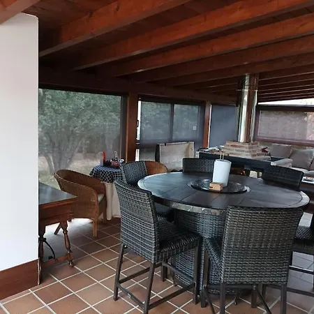 Dom wakacyjny Acogedora Casa Rural A 7 Min De La Pinilla